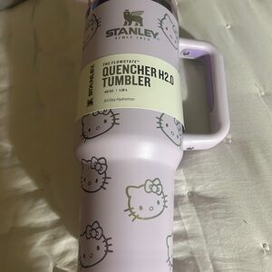 Brand New Hello Kitty 40oz Tumbler